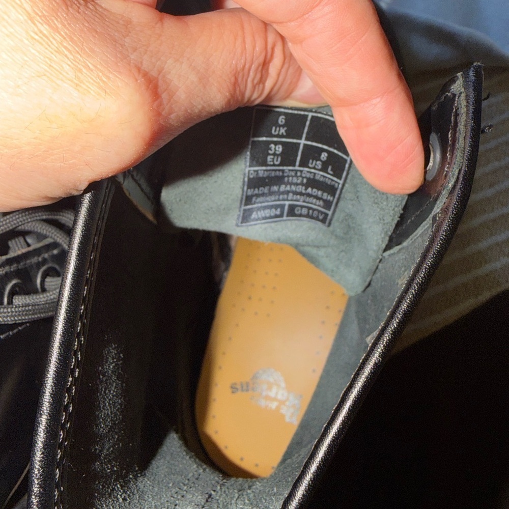 Dr. Martens Black Leather Lace-Up Shoes with Yellow Insole - Picture 6 of 10